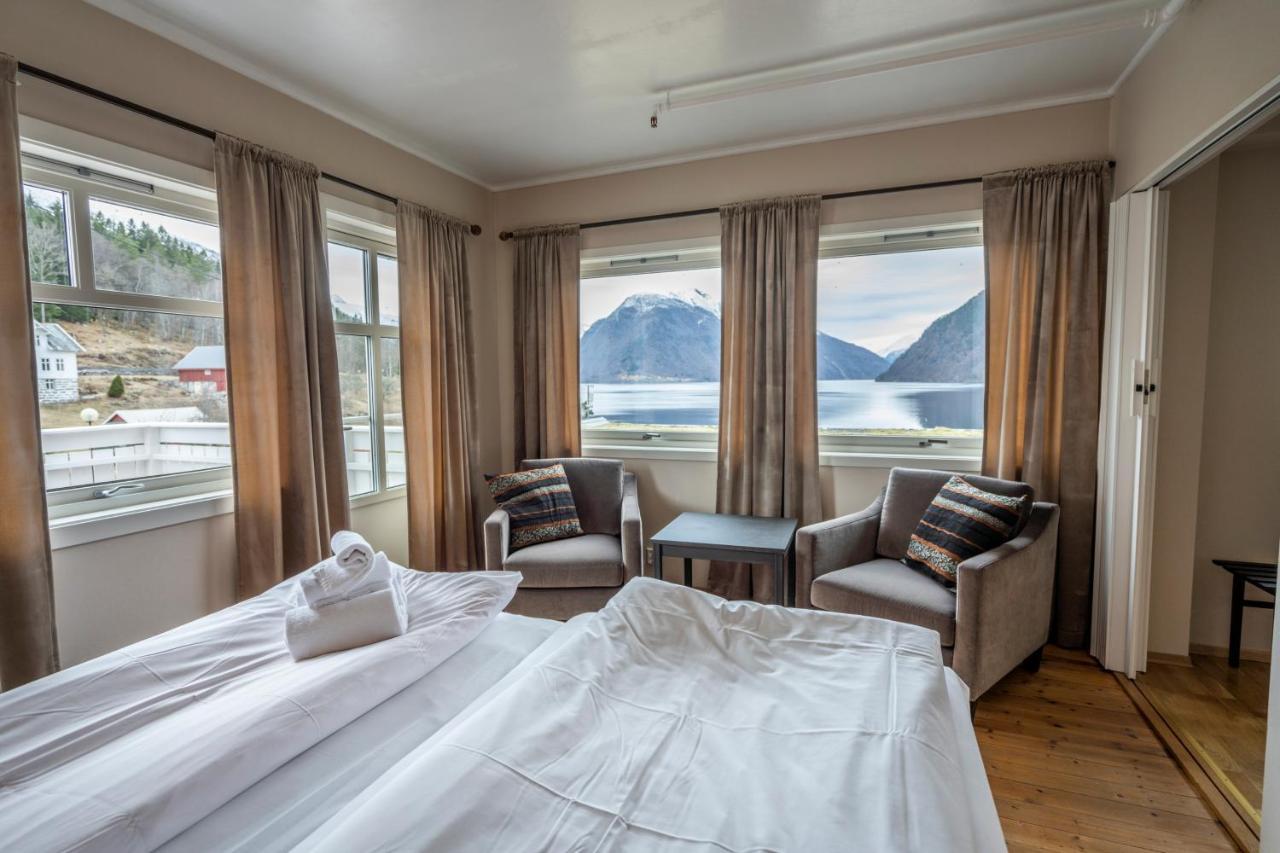 Dragsvik Fjordhotel (Adults Only) Balestrand Εξωτερικό φωτογραφία